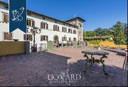 Historical estate for sale in the Tuscan countryside