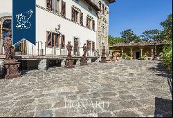 Historical estate for sale in the Tuscan countryside