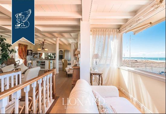 Luxury apartment with  view of the sea in Versilia