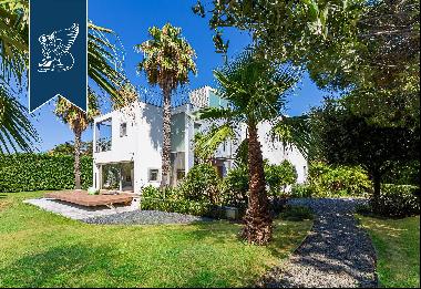 Contemporary luxury and a refined design for sale by the sea in Livorno