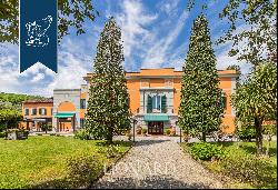 Luxurious tourist accommodation facility in 17th-century villa in Pistoia