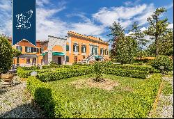 Luxurious tourist accommodation facility in 17th-century villa in Pistoia