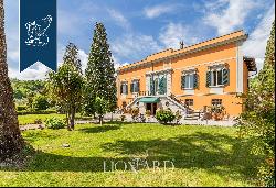 Luxurious tourist accommodation facility in 17th-century villa in Pistoia