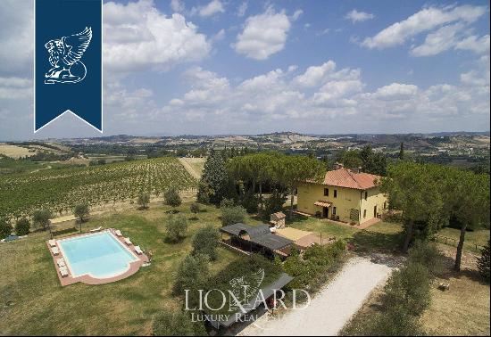 Tuscan farmhouse for sale