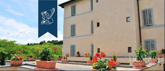 Villas For Sale in Italy - Luxury Homes in Italy