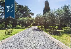 Luxury villa for sale in Tuscany