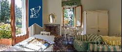 Villas for sale in Florence