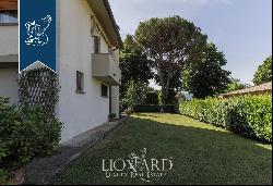 Villa for sale in the Tuscan countryside