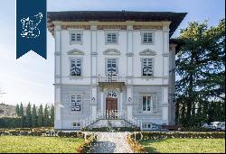 Villa in Lucca for sale