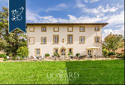 Country resort with over three hundred hectares of grounds for sale in the Tuscan countrys