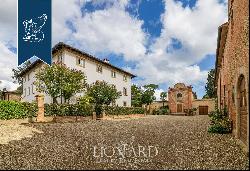 Country resort with over three hundred hectares of grounds for sale in the Tuscan countrys