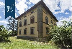 Prestigious complex for sale in Tuscany