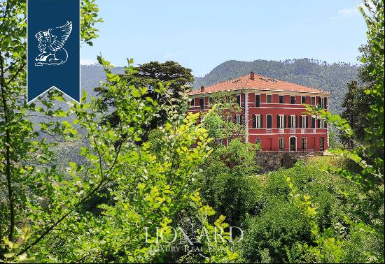 Historical villa for sale in La Spezia