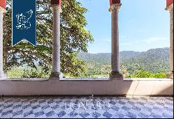 Historical villa for sale in La Spezia