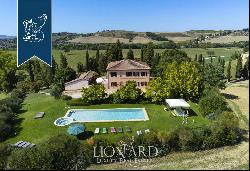 Luxury villa for sale in Montalcino