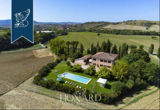 Luxury villa for sale in Montalcino