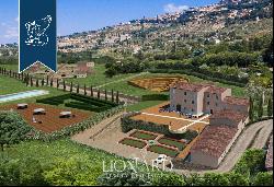 Luxury villas for sale in Cortona