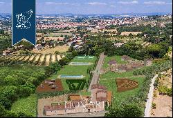 Luxury villas for sale in Cortona