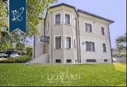 Luxury estate with private garden for sale in Lombardy