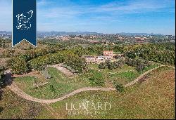 Farm estates for sale in Tuscany