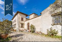 Charming historical villa for sale in the province of Florence