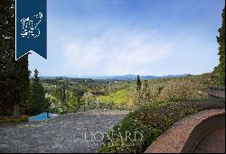 Villa for sale with view of Florence