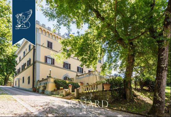 Dream villa for sale in Florence