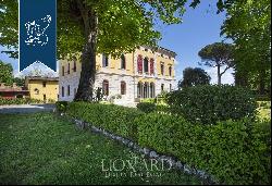 Luxury villa for sale in Siena