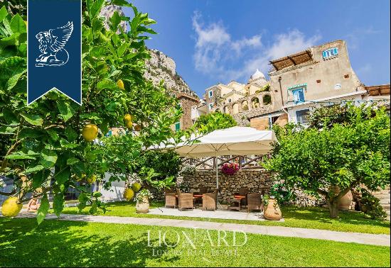 Farmhouse with sea view on the Amalfi Coast