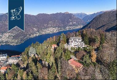 Historical estate surrounded by nature and with a view of the lake for sale in Lombardy