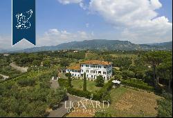 Prestigious villa for sale in Tuscany