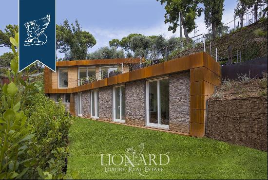 Luxury villa for sale in Lombardy