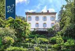 Magnificent villa for sale in Como