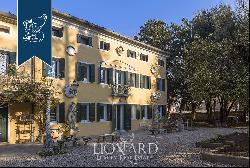 Historical villa for sale in Venice