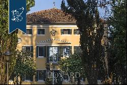Historical villa for sale in Venice