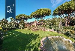 Elegant villa for sale in the Appia Antica Archeological Park