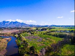 Magnificent vacant land on the banks of the Berg River in Val de Vie Estate