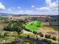 Magnificent vacant land on the banks of the Berg River in Val de Vie Estate