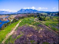 Magnificent vacant land on the banks of the Berg River in Val de Vie Estate