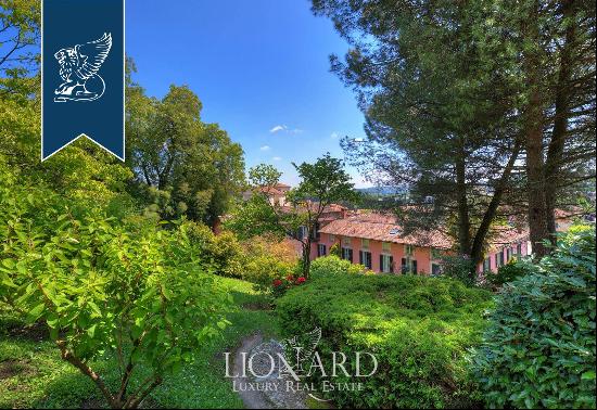 Refined villa for sale in Como