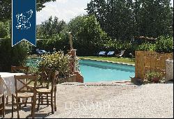 Luxury country house for sale near Siena