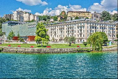 Grand Palace Residence: elegant lakefront apartment in Lugano for sale