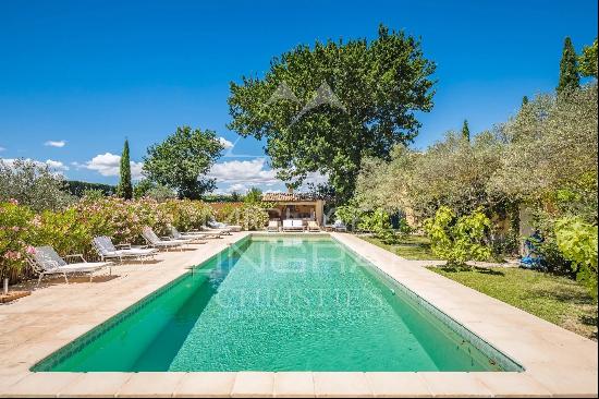 Close to L'Isle-sur-la-Sorgue - Splendid estate