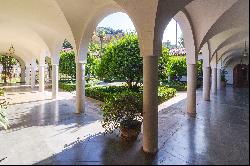 Spanish Manor in an exclusive neighborhood of Santiago with mountains view.