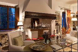 Romantic country house near Florence