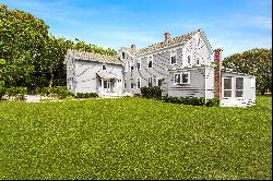 Fully Restored Farmhouse Sagaponack Near Sagg Main Beach 