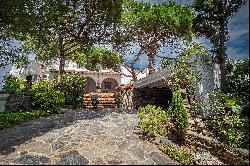 Unique property on its own hill with 360º views - Port de la Selva