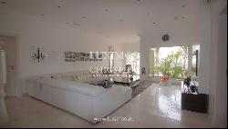 Modern V6 Villa,with swimming pool and mini golfe, Lagos, Algarve