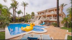 Modern V6 Villa,with swimming pool and mini golfe, Lagos, Algarve