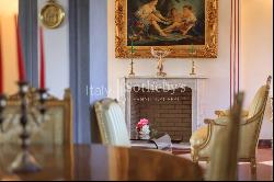 Luxury villa between Pisa and Florence